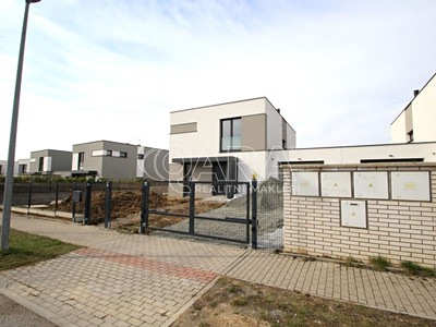 Jana Kreisla, Vysoký Újezd